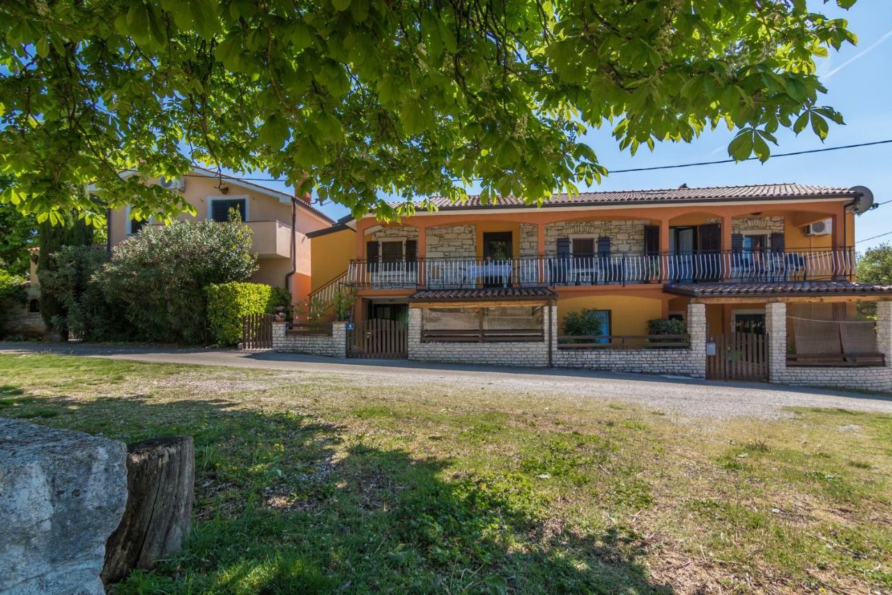 Apartmani Zikovic Poreč Zewnętrze zdjęcie