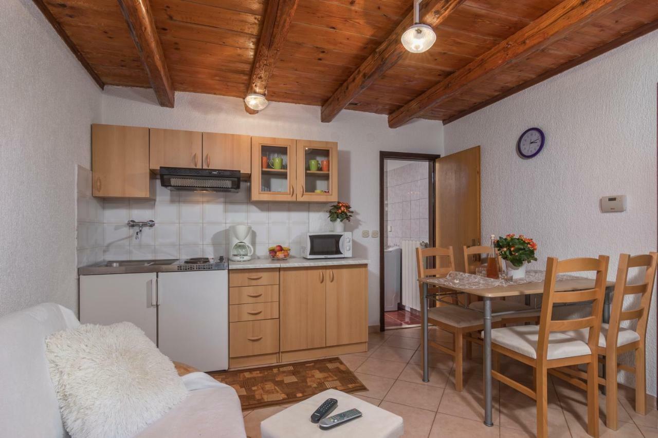 Apartmani Zikovic Poreč Zewnętrze zdjęcie