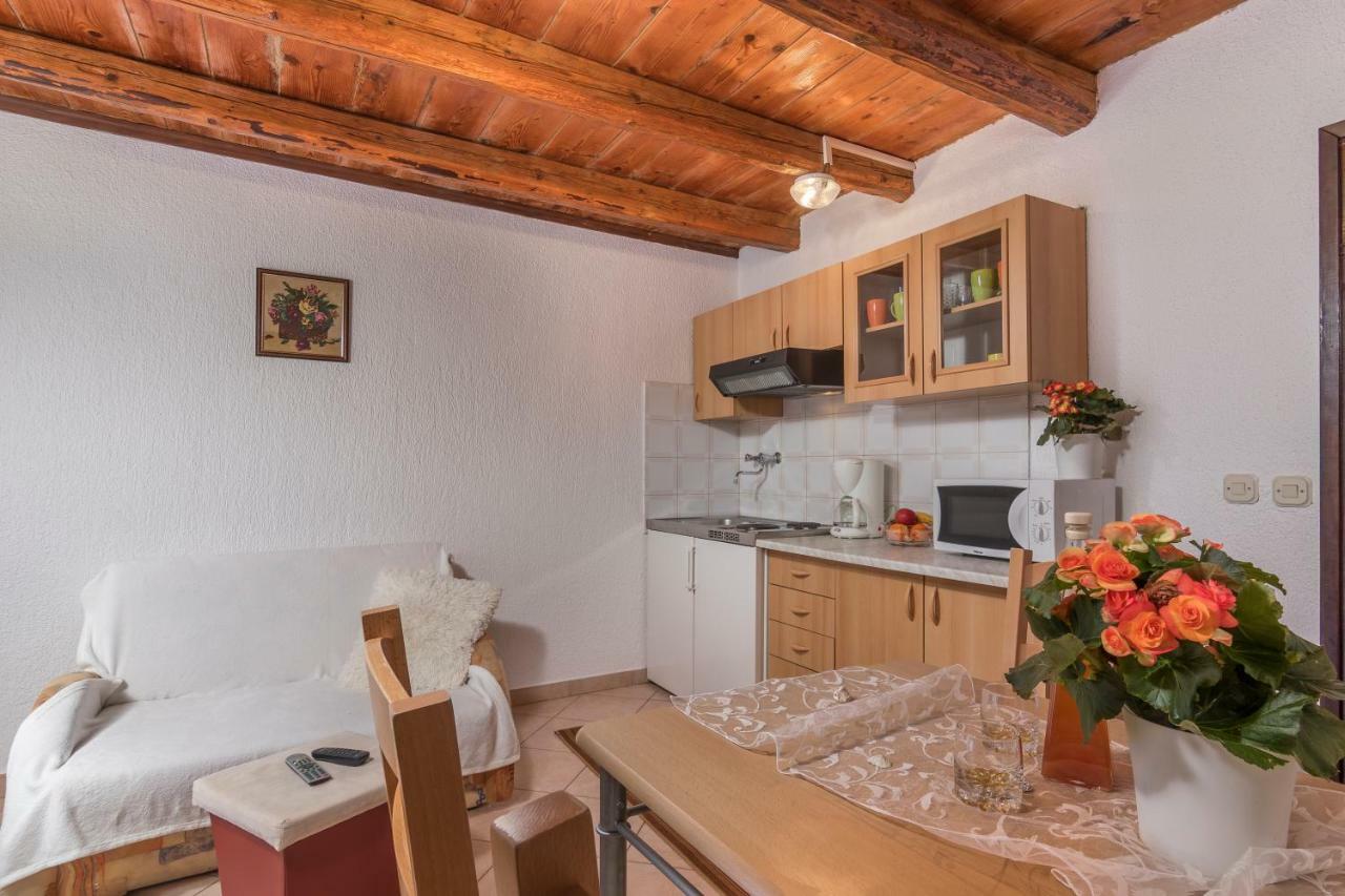 Apartmani Zikovic Poreč Zewnętrze zdjęcie