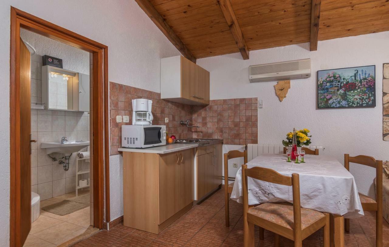 Apartmani Zikovic Poreč Zewnętrze zdjęcie